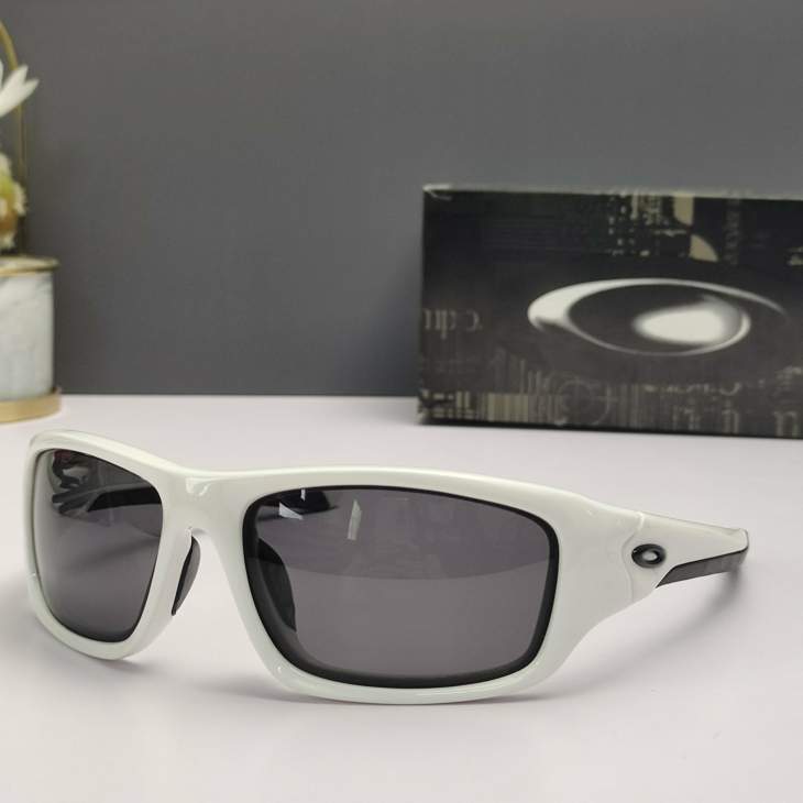 Picture of Oakley Sunglasses _SKUfw66123867fw